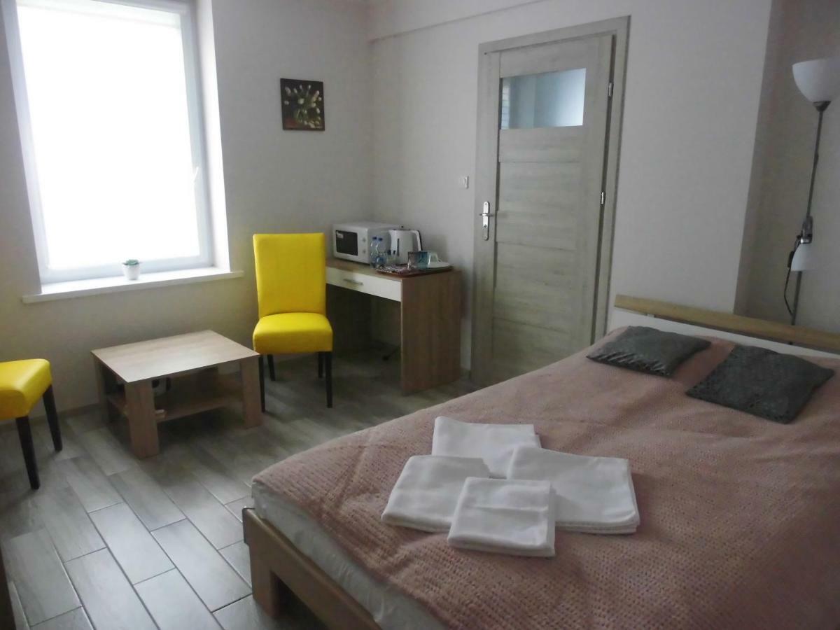 Ferienwohnung Bezowy Pokoj Jedlina-Zdroj Exterior foto